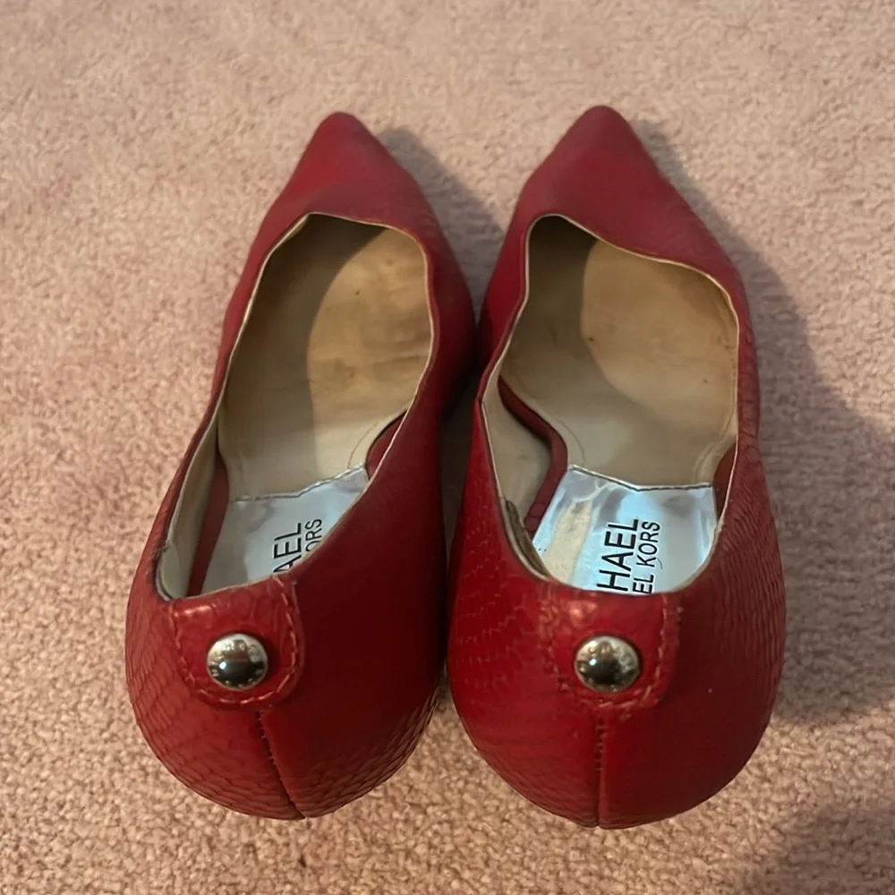 Michael Kors red/snake skin pattern heels - Picture 3 of 8